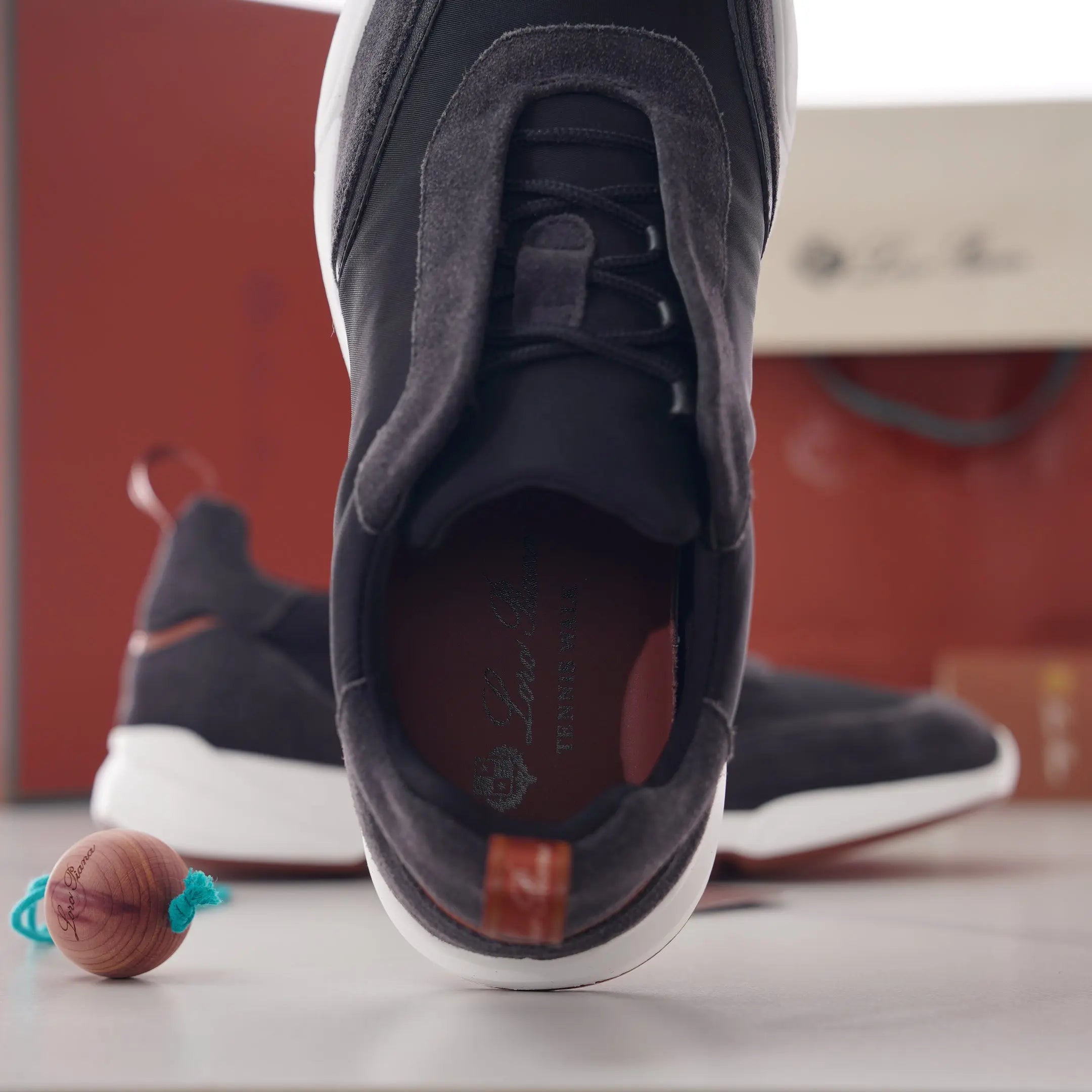 ablyshop, ablyshop.com, Week End Walk Sneakers