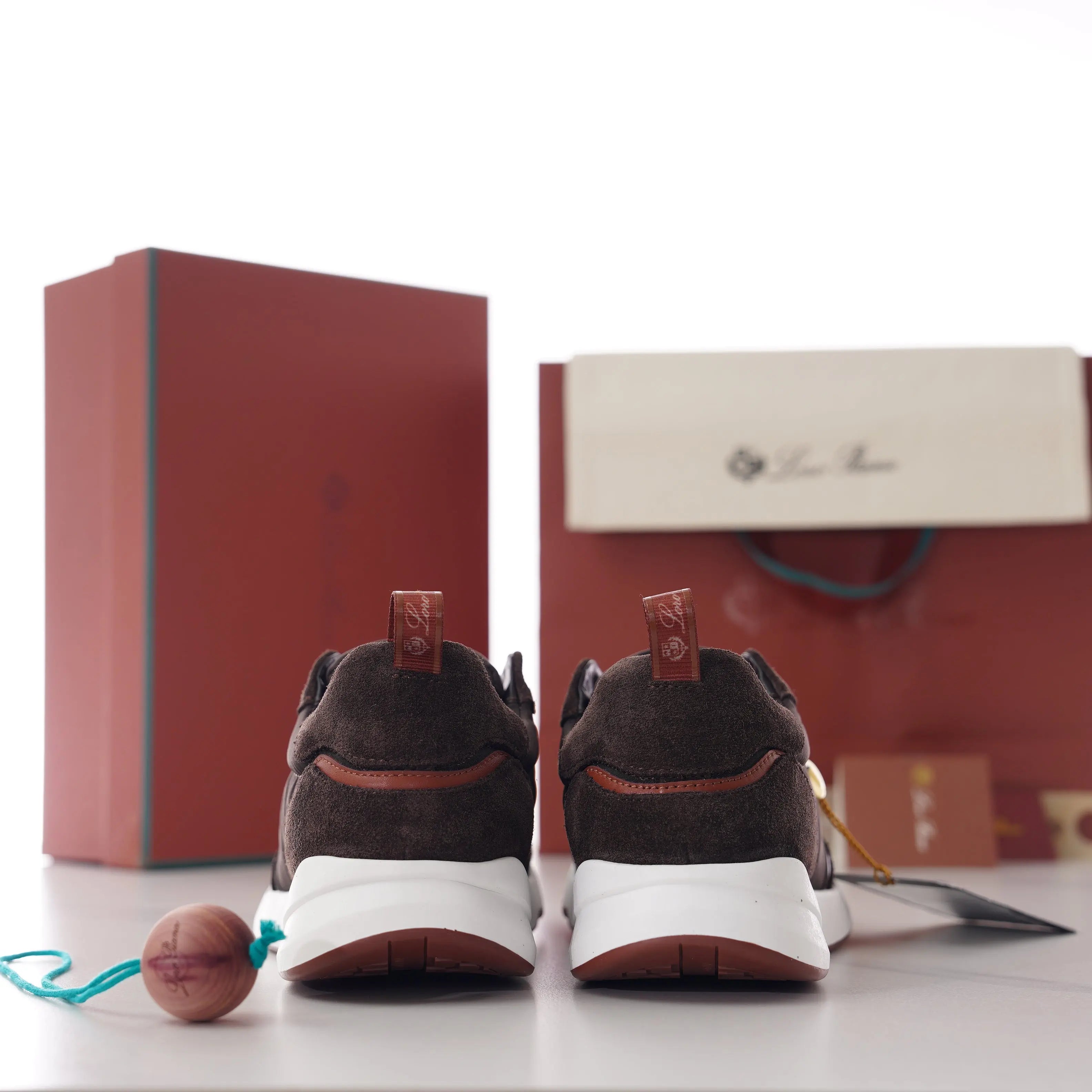 ablyshop, ablyshop.com, Week End Walk Sneakers