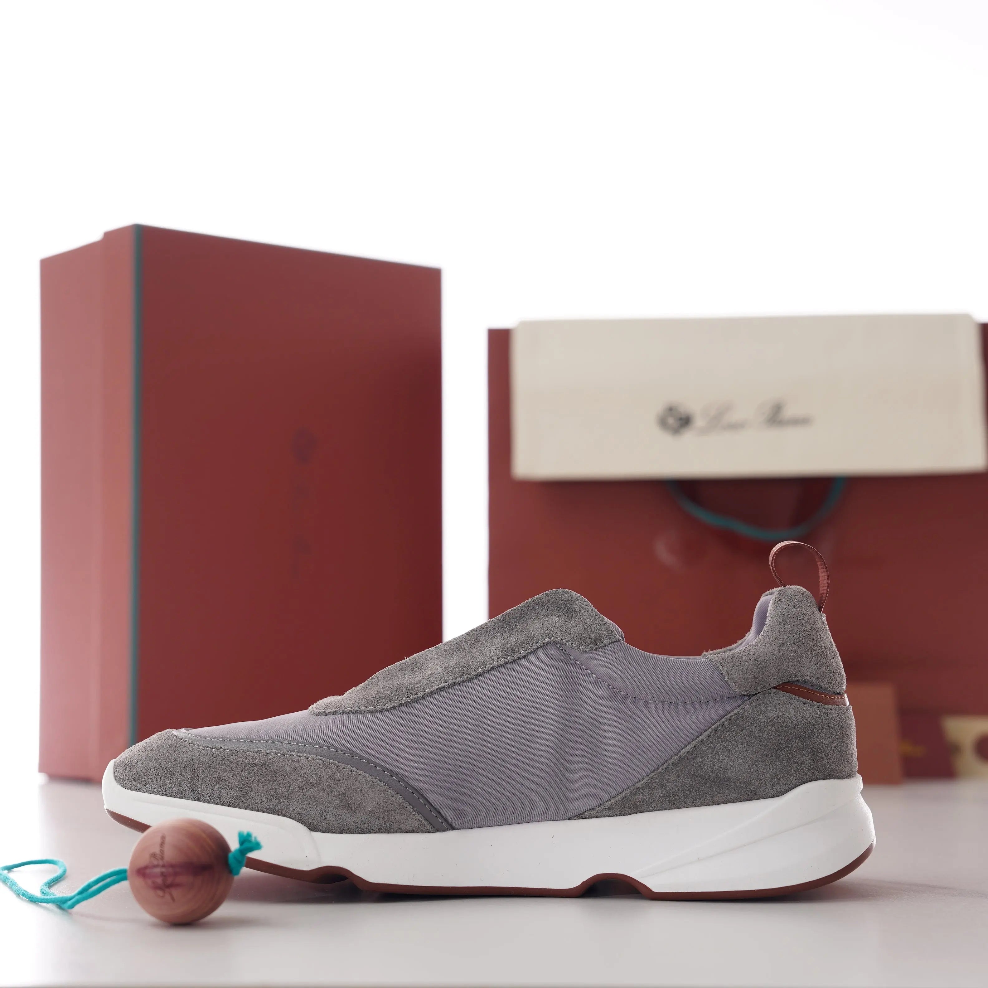 ablyshop, ablyshop.com, Week End Walk Sneakers