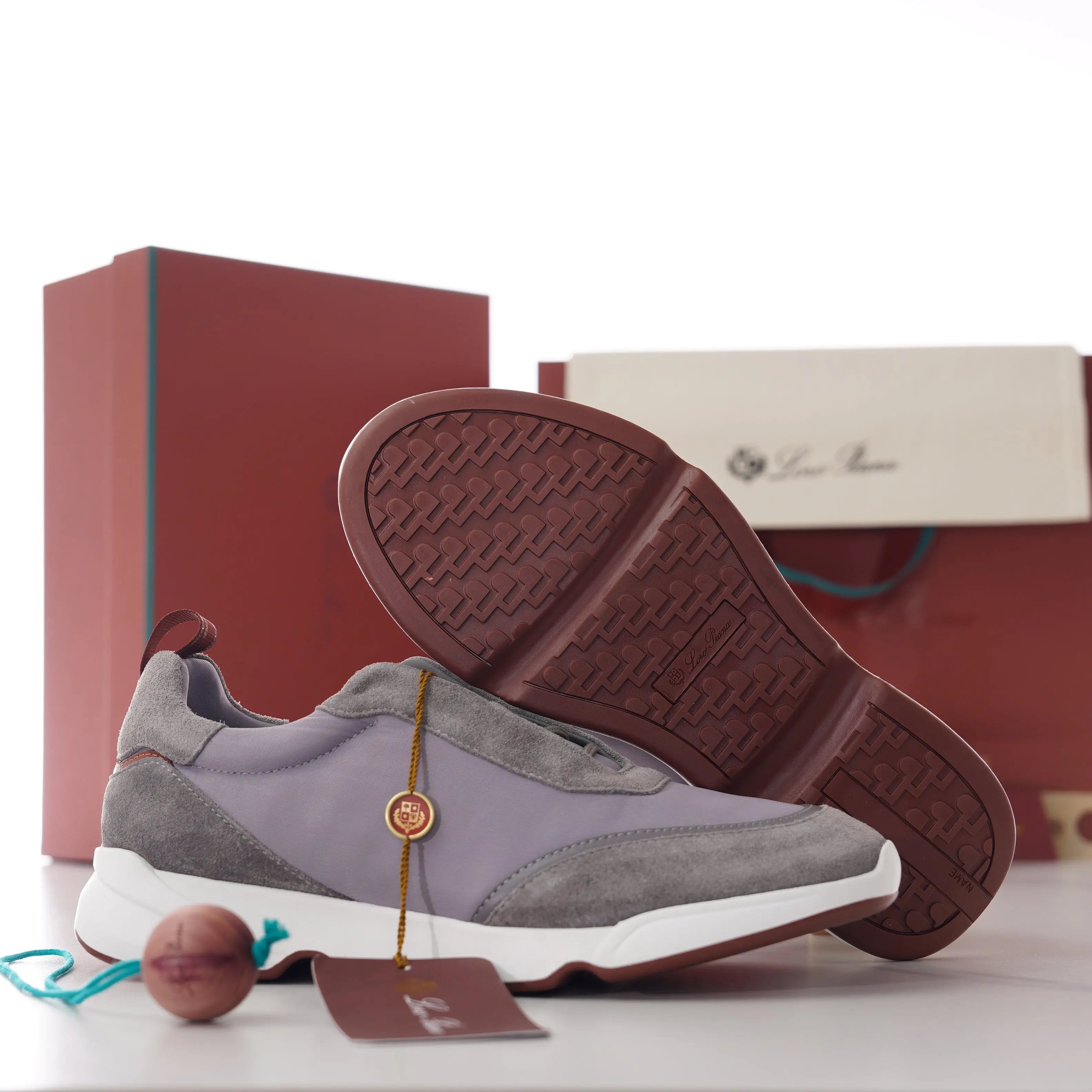 ablyshop, ablyshop.com, Week End Walk Sneakers
