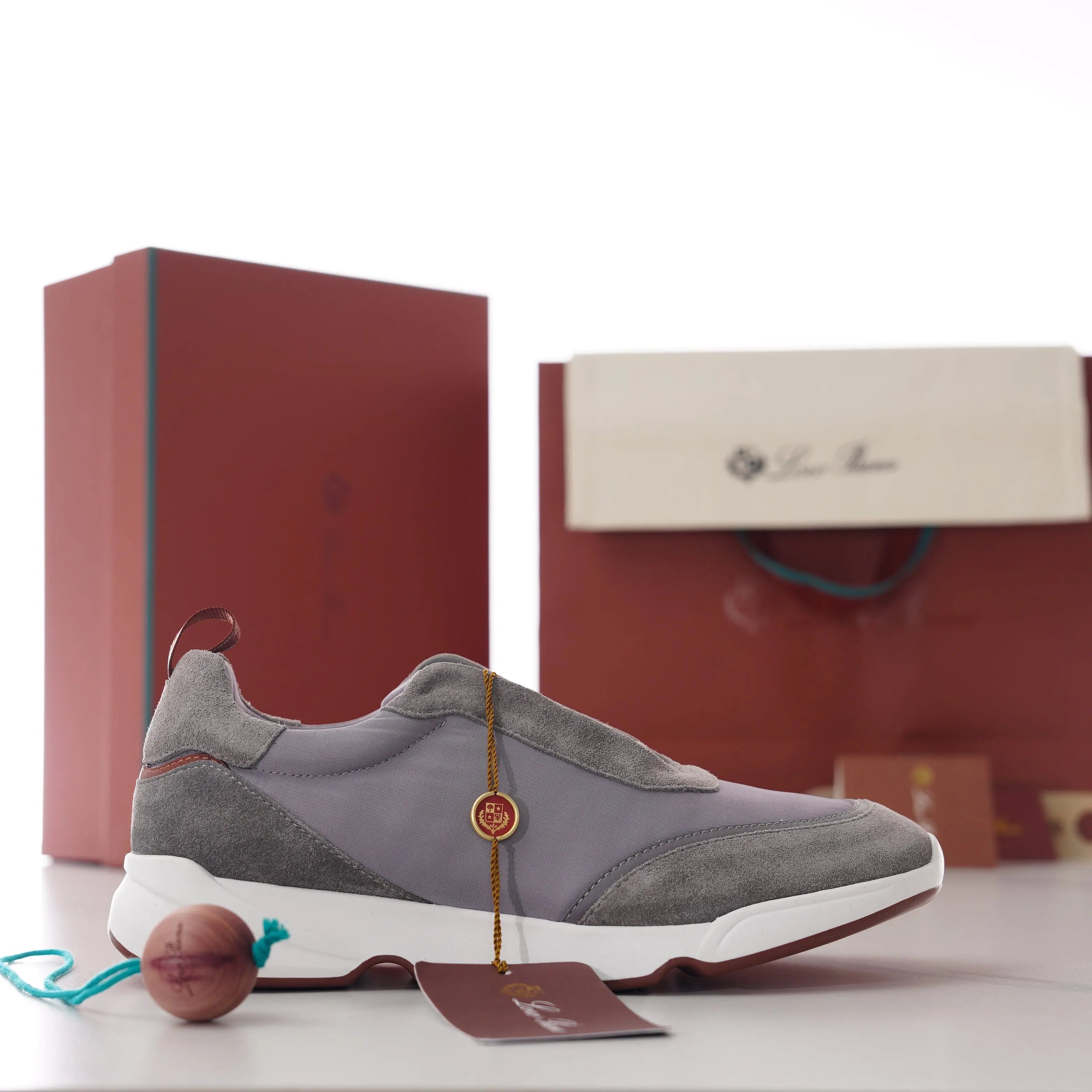 ablyshop, ablyshop.com, Week End Walk Sneakers