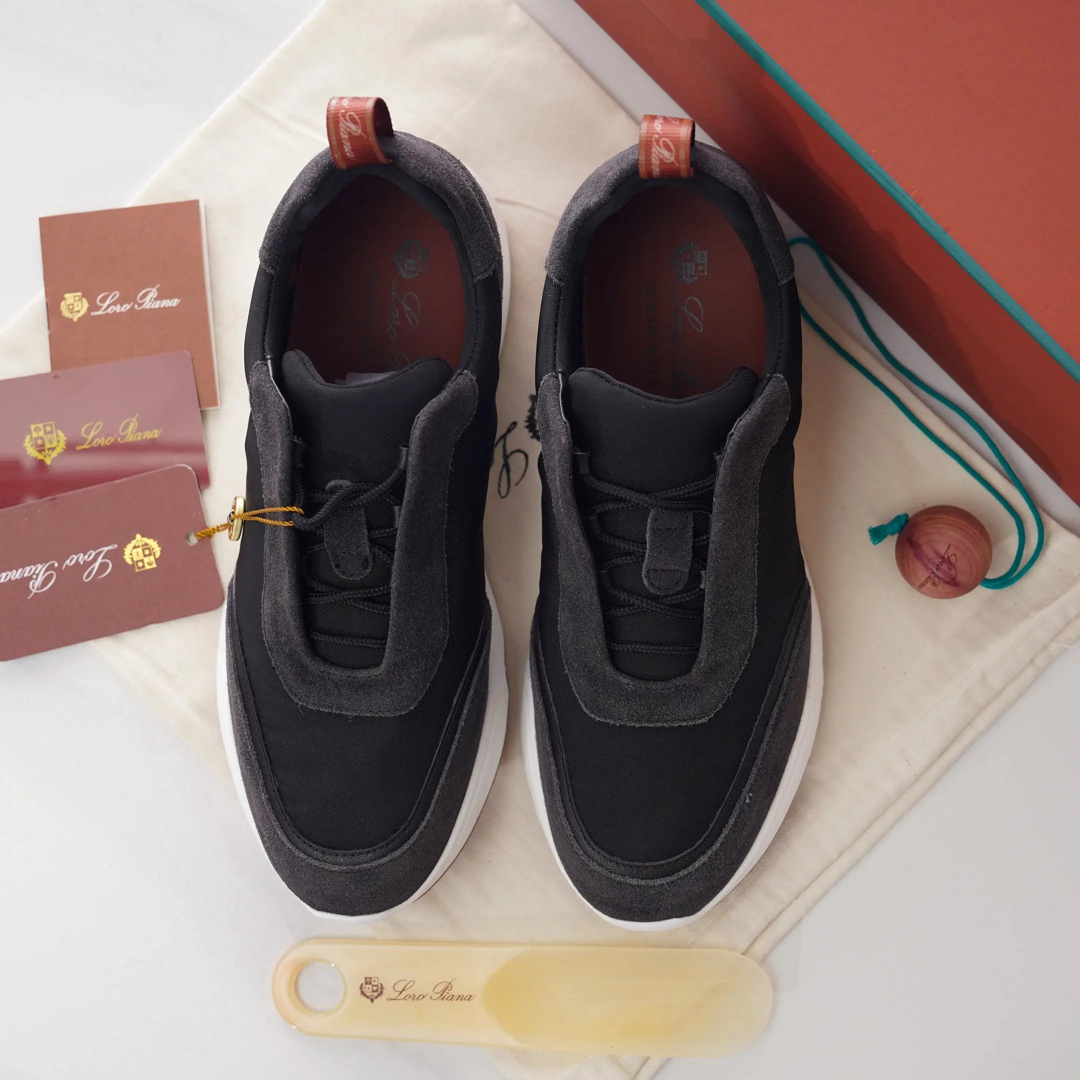 ablyshop, ablyshop.com, Week End Walk Sneakers