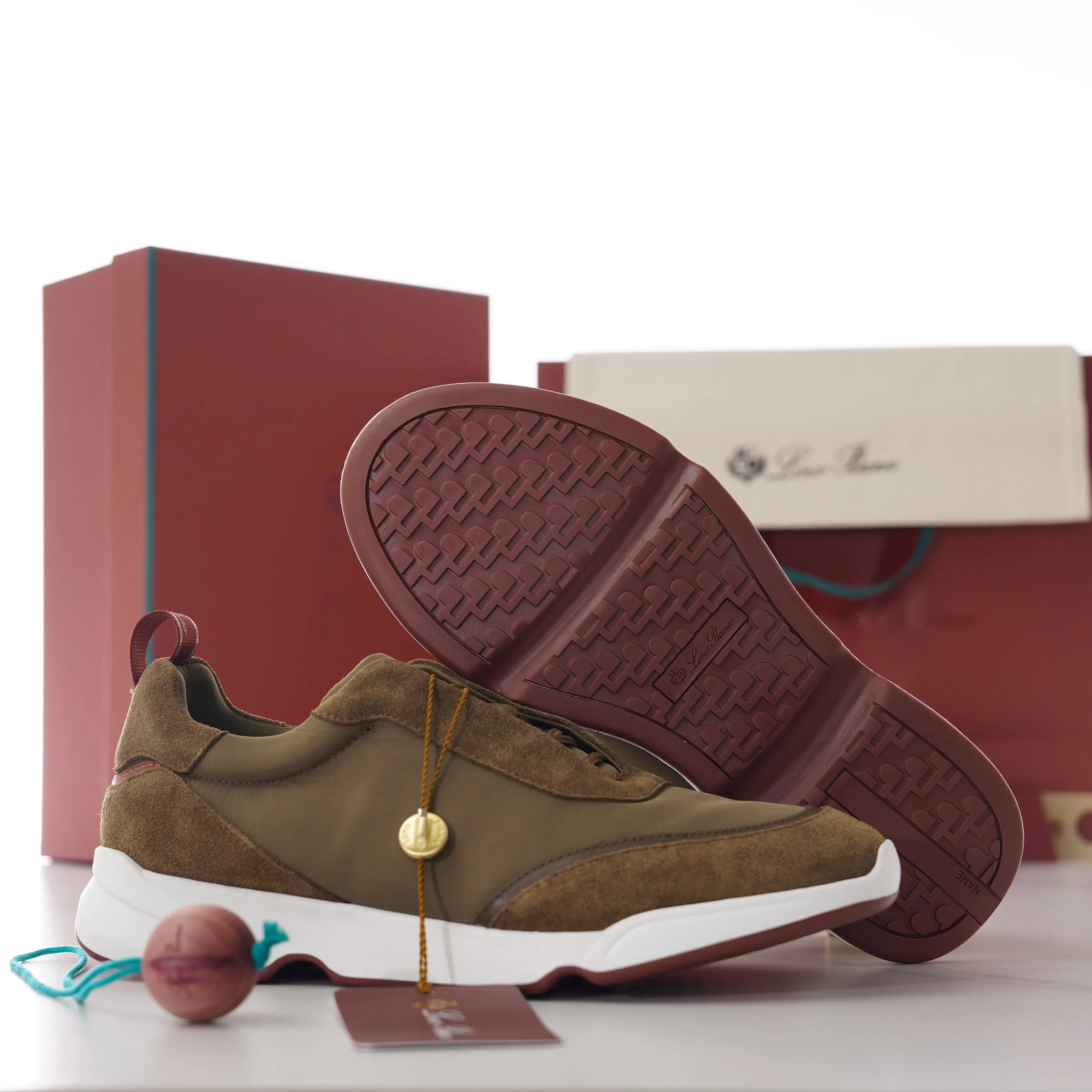 ablyshop, ablyshop.com, Week End Walk Sneakers