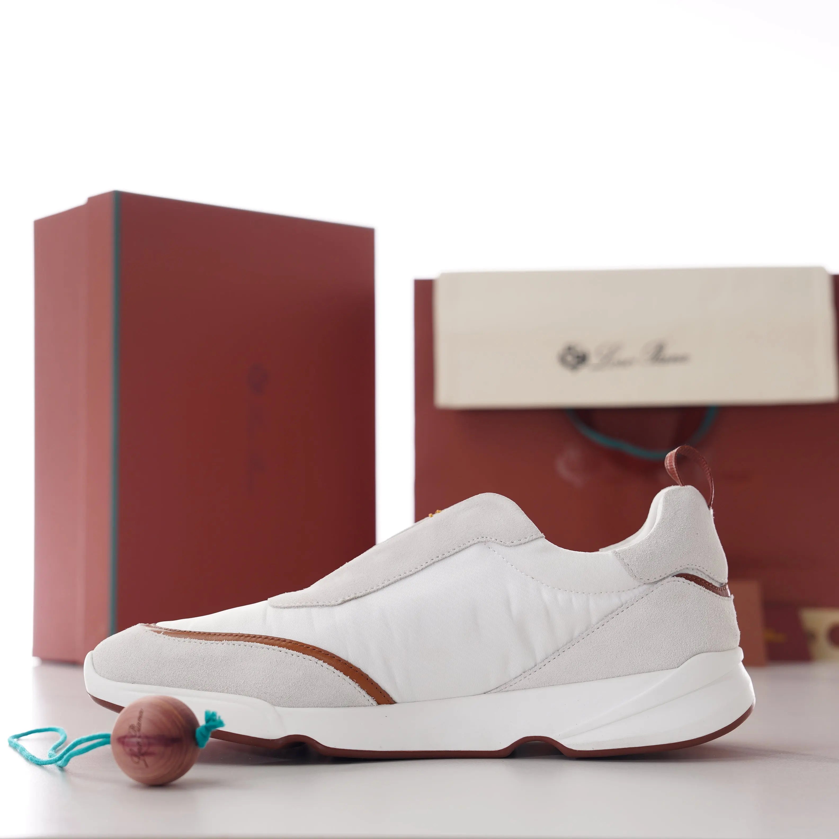 ablyshop, ablyshop.com, Week End Walk Sneakers
