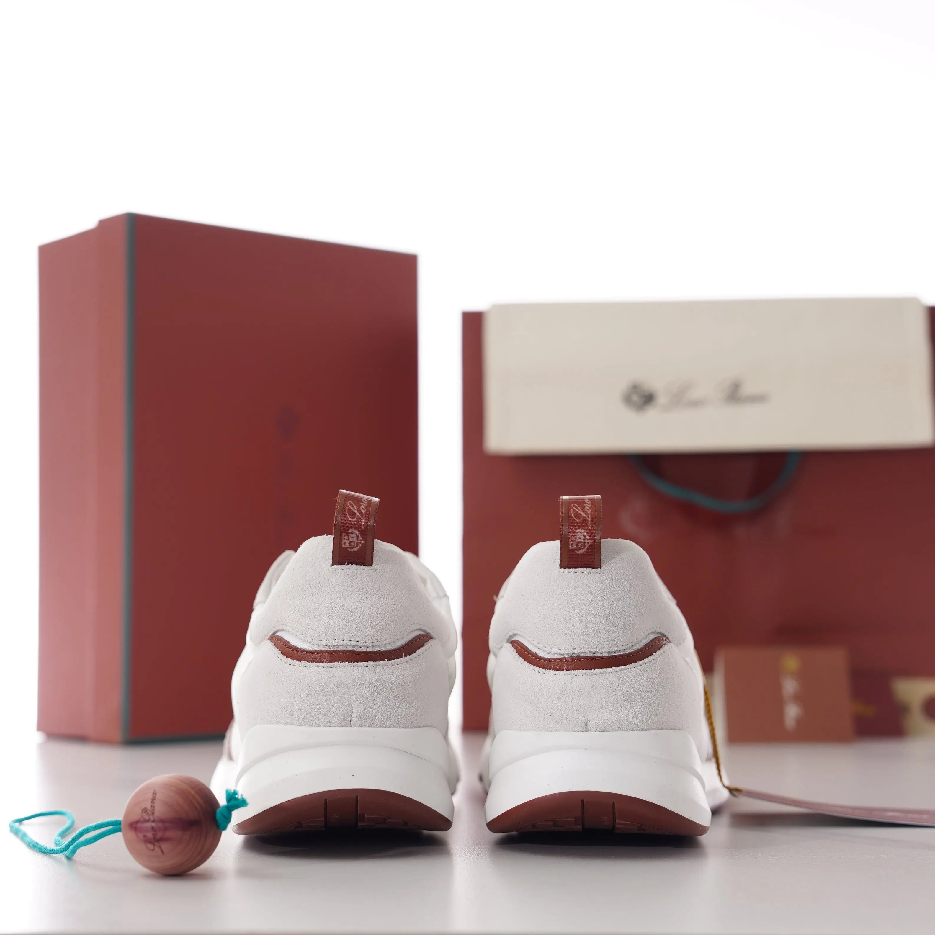 ablyshop, ablyshop.com, Week End Walk Sneakers
