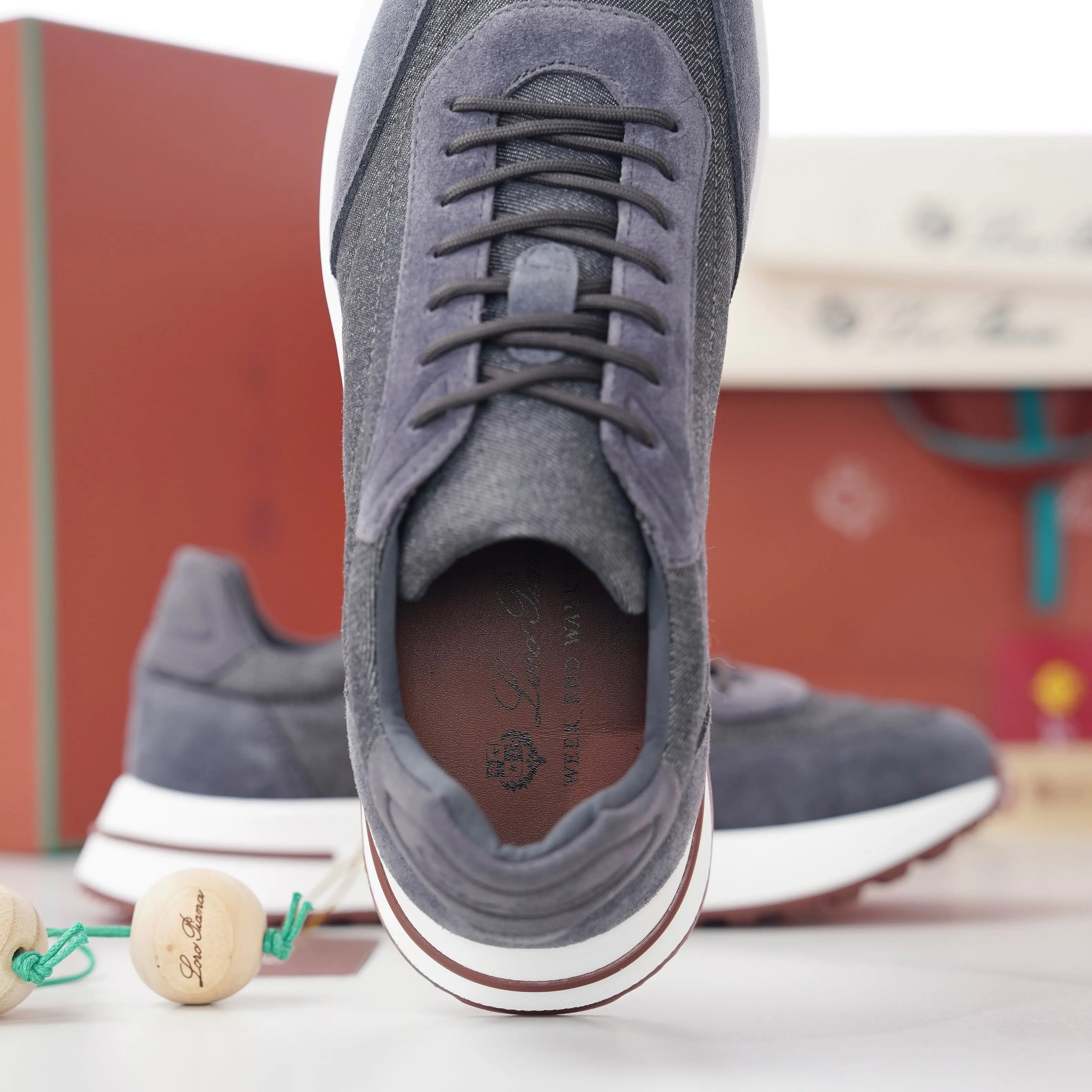 ablyshop, ablyshop.com, Week End Walk Sneakers