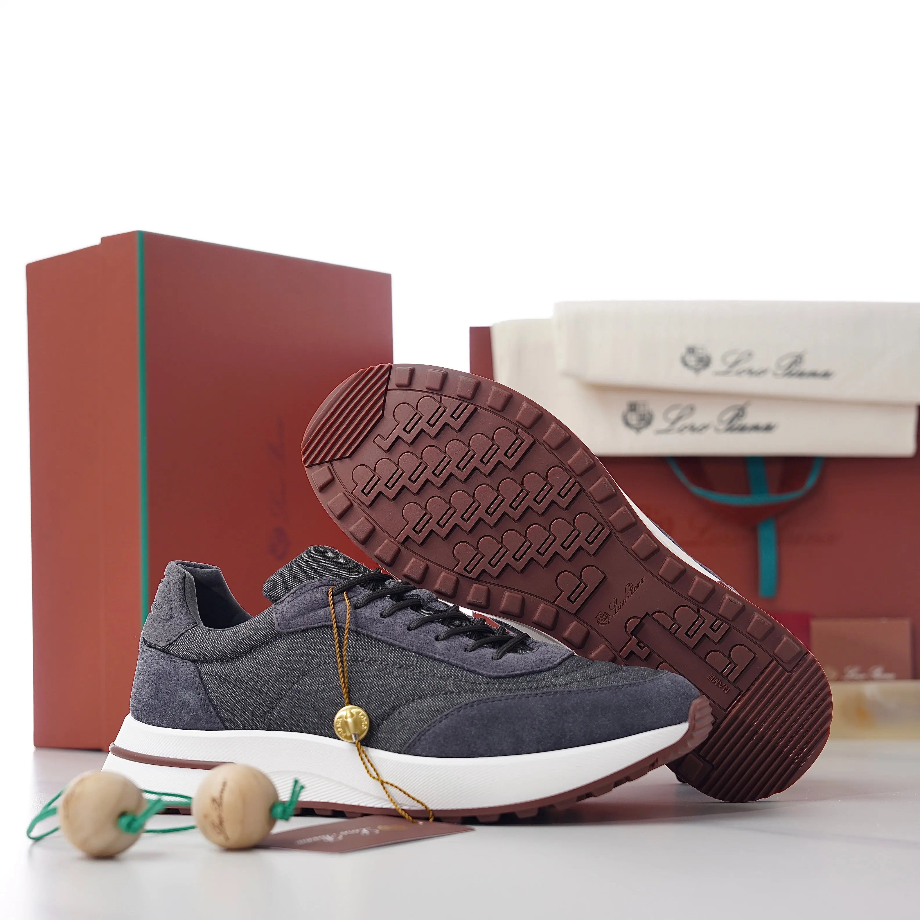 ablyshop, ablyshop.com, Week End Walk Sneakers