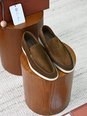 Luxury Men Cut‑Out Woven Suede Slip‑On Loafers Breathable Light Beige Soft Flexible Sole Summer Casual Driving Shoes For Smart‑Casual Wear