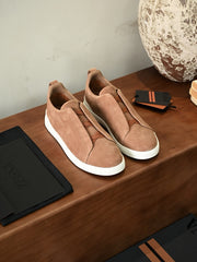 Men's Suede Slip‑On Sneakers Laceless Loafers Retro Suede Low‑Top Casual Shoes